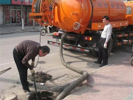 平果清掏化粪池，健康生活从这里开始